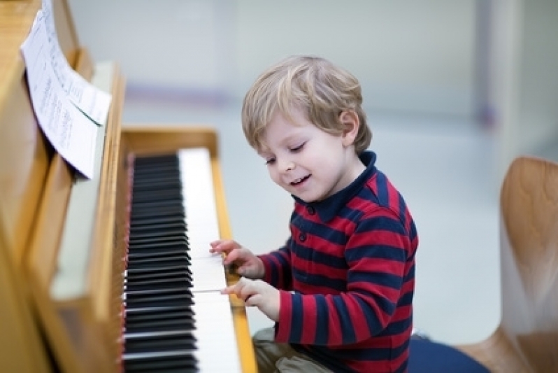 Orçamento de Aulas de Piano para Crianças 6 Anos Cachoeirinha